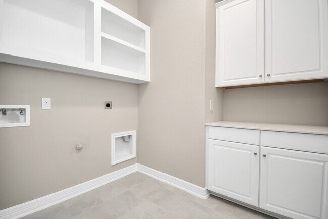 Building Photo - 4710 Austin Landing