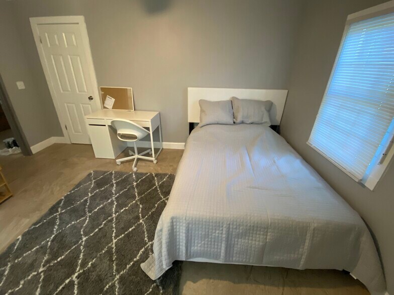 Building Photo - 1278 Jackson St