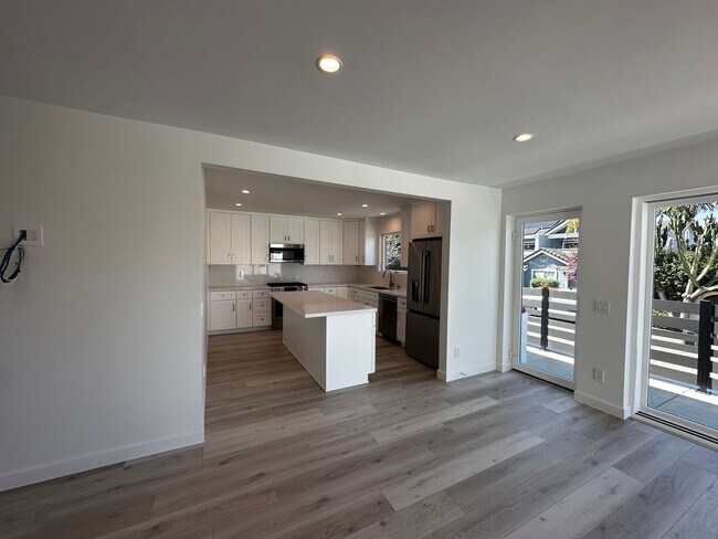 Building Photo - Live the Coastal Lifestyle in Cardiff