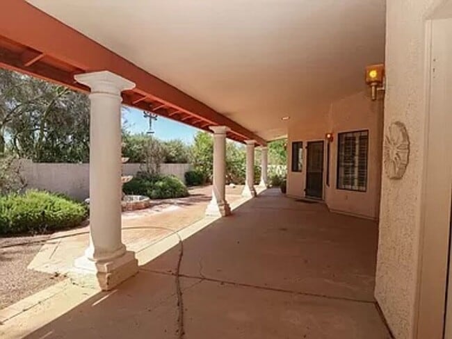 Building Photo - 4120 E Placita Presilla