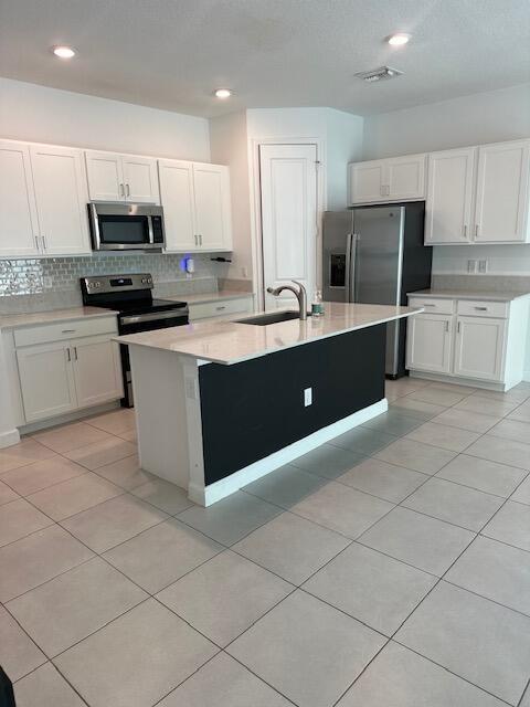 Building Photo - 4504 Hartwell Ln