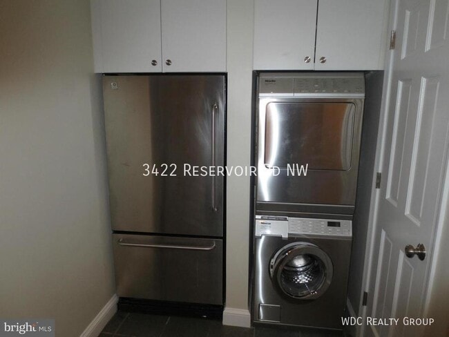 Building Photo - 3422 Reservoir Rd NW