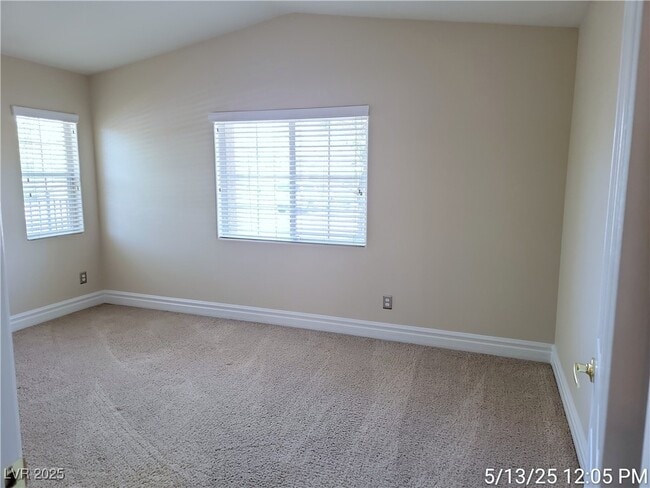 Building Photo - 8610 Little Fox St