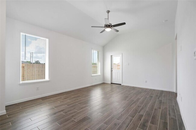 Building Photo - 6611 Canary Knl Ct