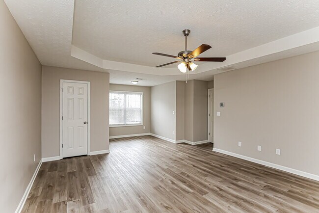 Building Photo - 2152 Glen Hope Ln