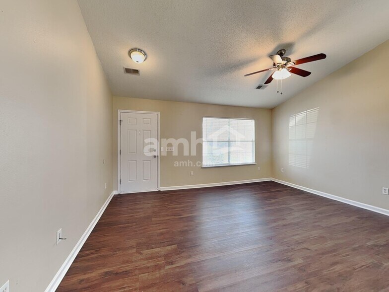 Building Photo - 103 Tripmont Ct