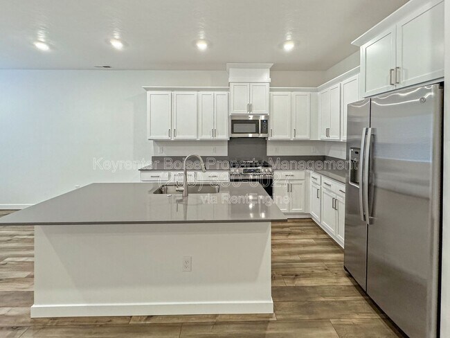 Building Photo - 4117 W Steel Grey Ln