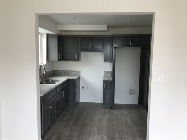 Building Photo - 12420 Cookacre Ave