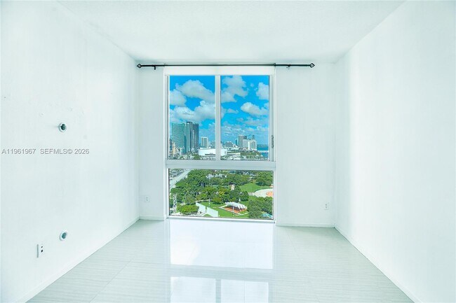 Building Photo - 325 S Biscayne Blvd
