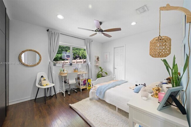 Building Photo - 8330 SW 171st St