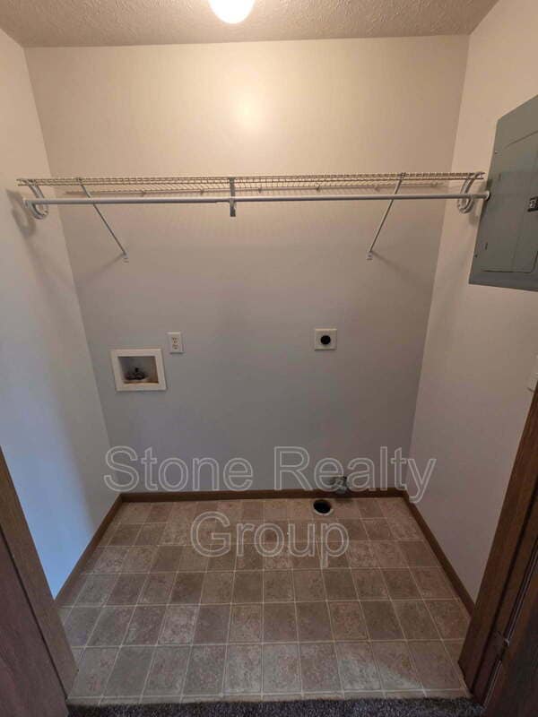 Building Photo - 651 N 25th St