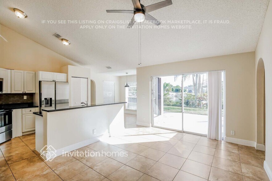 Building Photo - 9310 Chelsea Dr