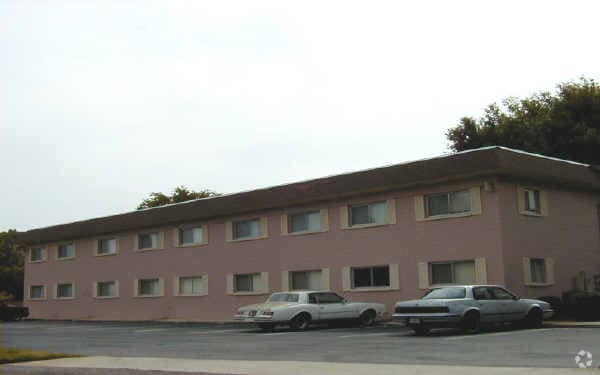 Building Photo - Aqua Apartment Homes