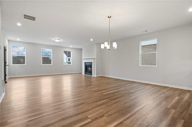 Building Photo - 2320 Whistler Wy NE