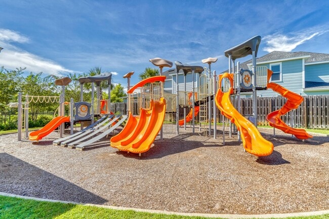 Building Photo - 143 Christian Dr