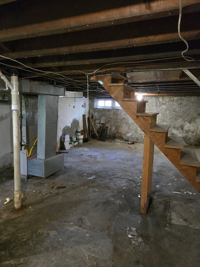 Building Photo - 2499 S Frazier St