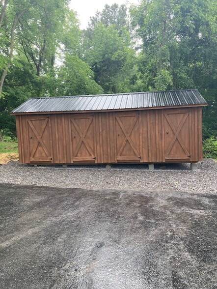 Outside Storage Building - 2018 Lebanon Pike