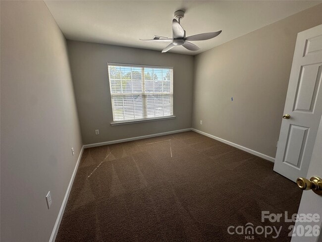 Building Photo - 6816 Southbrook Dr