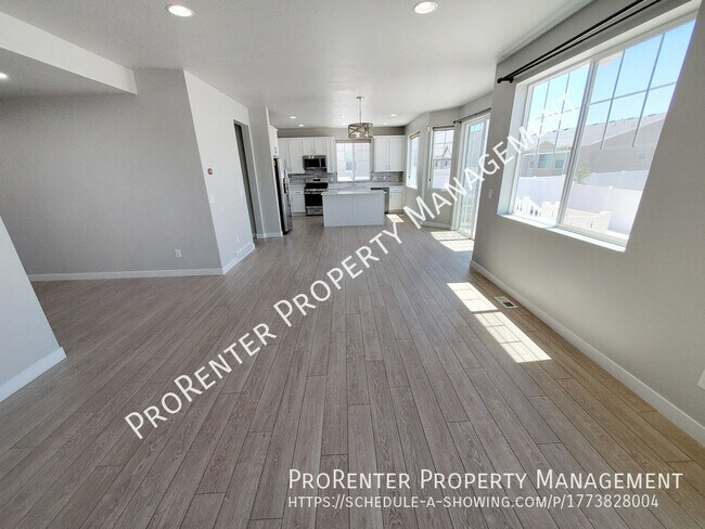Building Photo - 1509 W 450 S