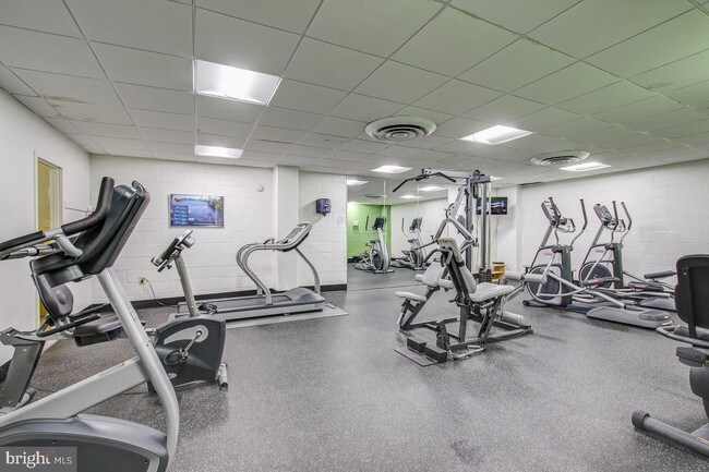 Building Photo - 4242 East West Highway