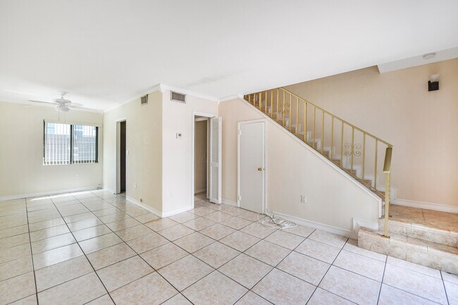 Building Photo - 300 80th St