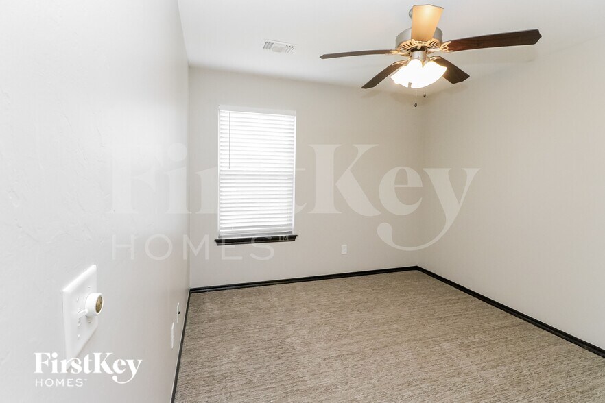 Building Photo - 3508 Slate River Dr