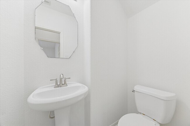 Building Photo - 25322 Sierra Woods Ln