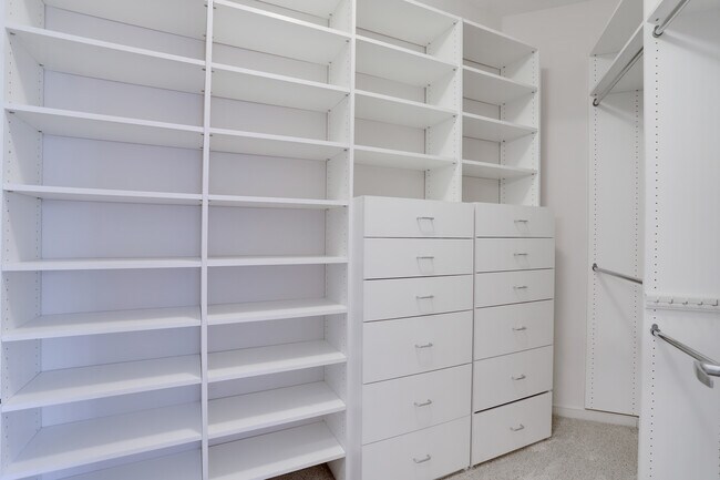 Built In Closets - 8045 Newell St