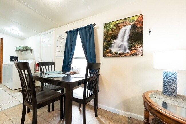 Building Photo - 1 Bedroom/Bath with Included Movie Room - Fully Furnished