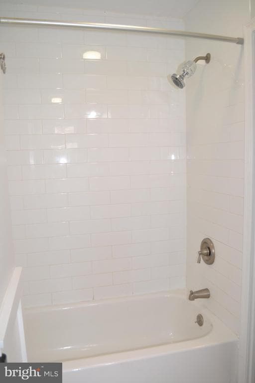 Building Photo - 123 S Matlack St