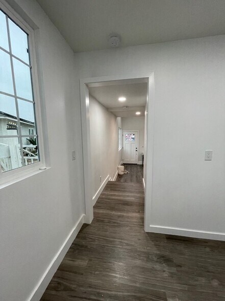 Building Photo - 13842 Jackson St