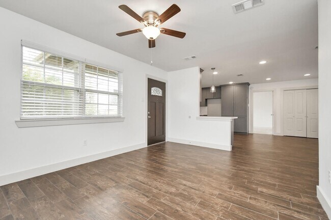 Building Photo - 4274 Bethel Blvd