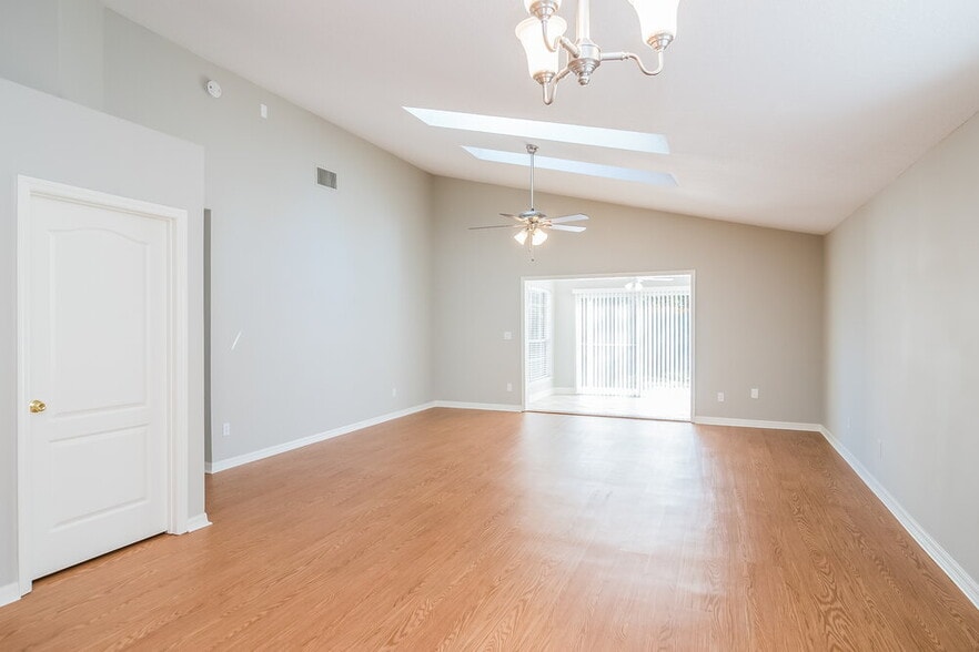 Building Photo - 172 Afton Ln