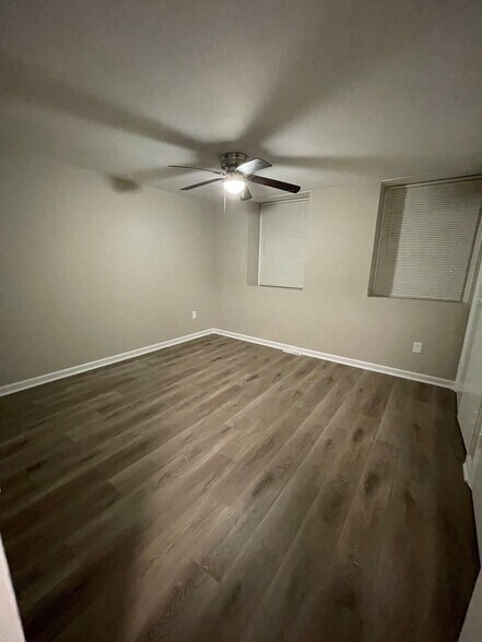 Master Bedroom (1/3) - 1900 Dutch Village Dr