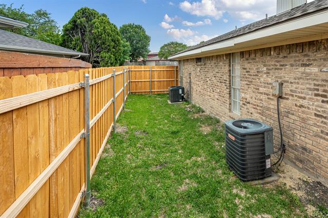 Building Photo - 9826 Ferris Creek Pl