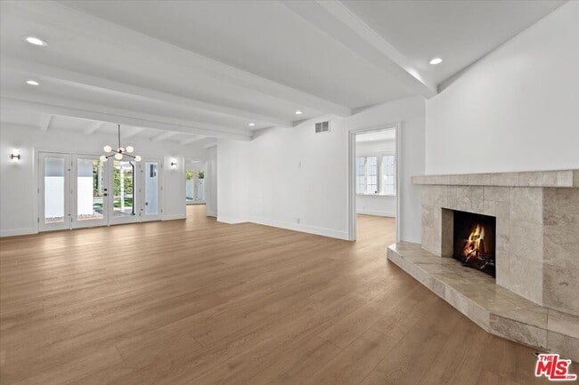 Building Photo - 12423 Martha St