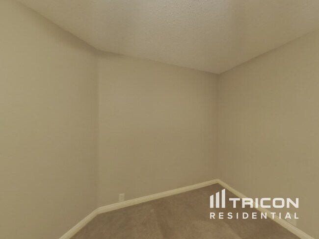 Building Photo - 8348 Orleans Ln