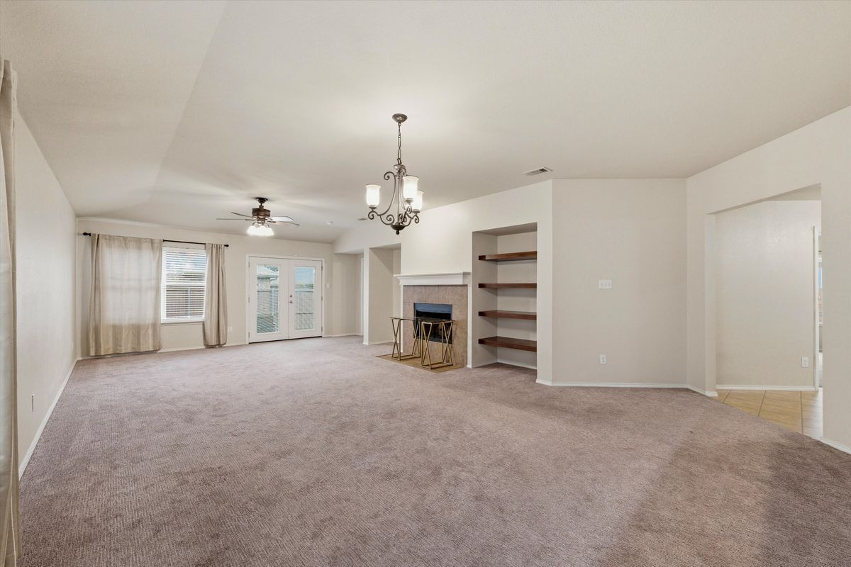 Building Photo - 5917 Stone Mountain Rd