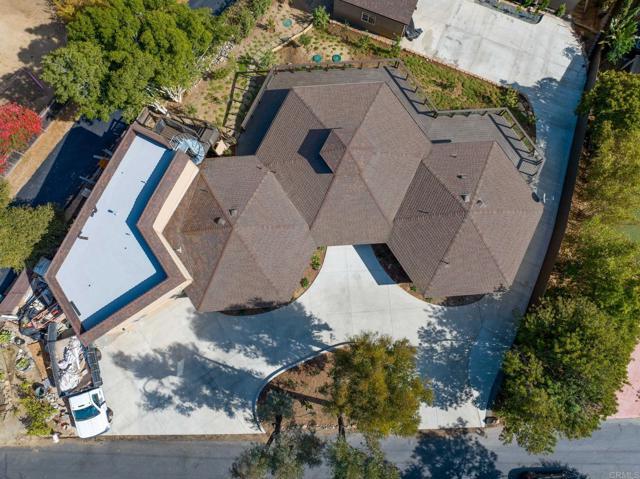 Building Photo - 2916 Anaheim St