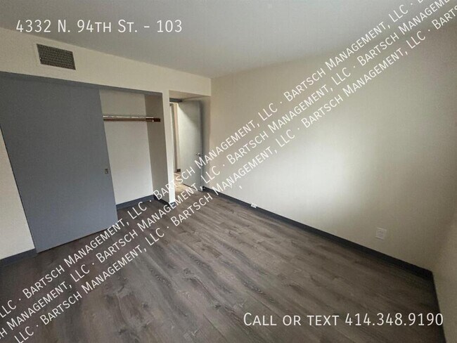 Building Photo - 4332 N 94th St