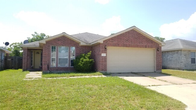 Building Photo - 3935 Cary Creek Dr