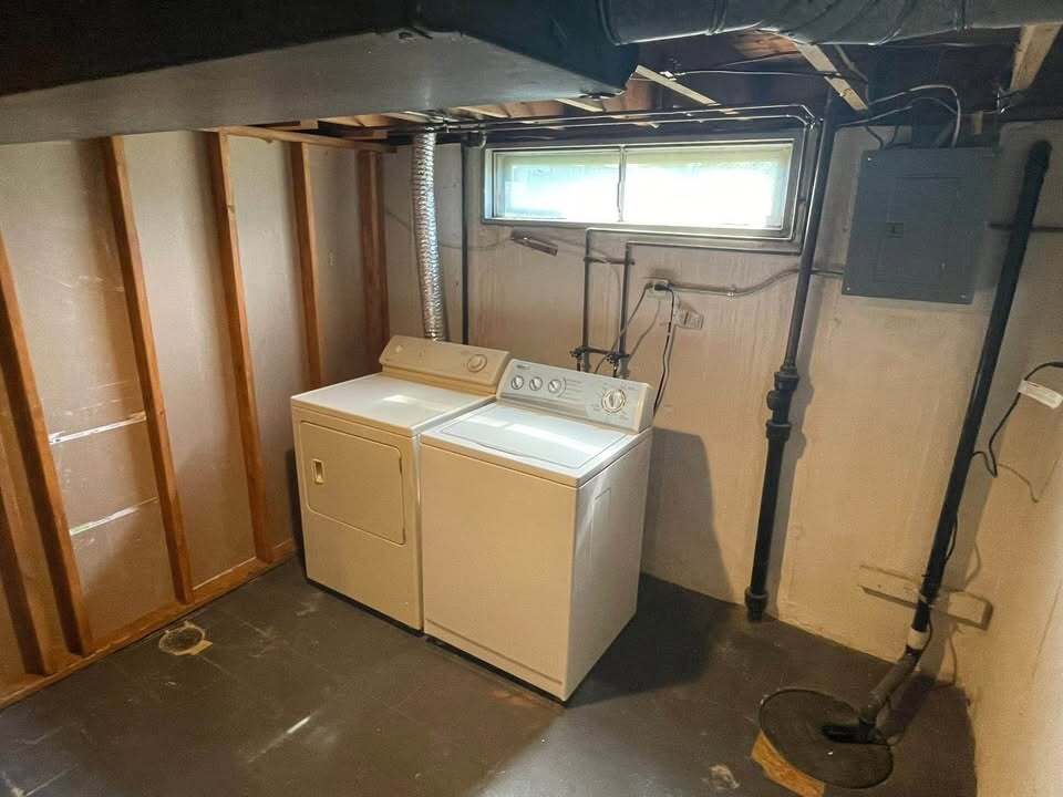 Building Photo - 5307 Crestside Ln