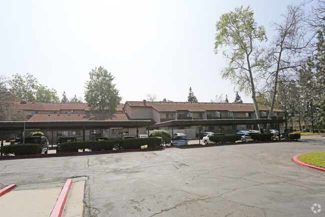 Building Photo - Florence Janss Apartments