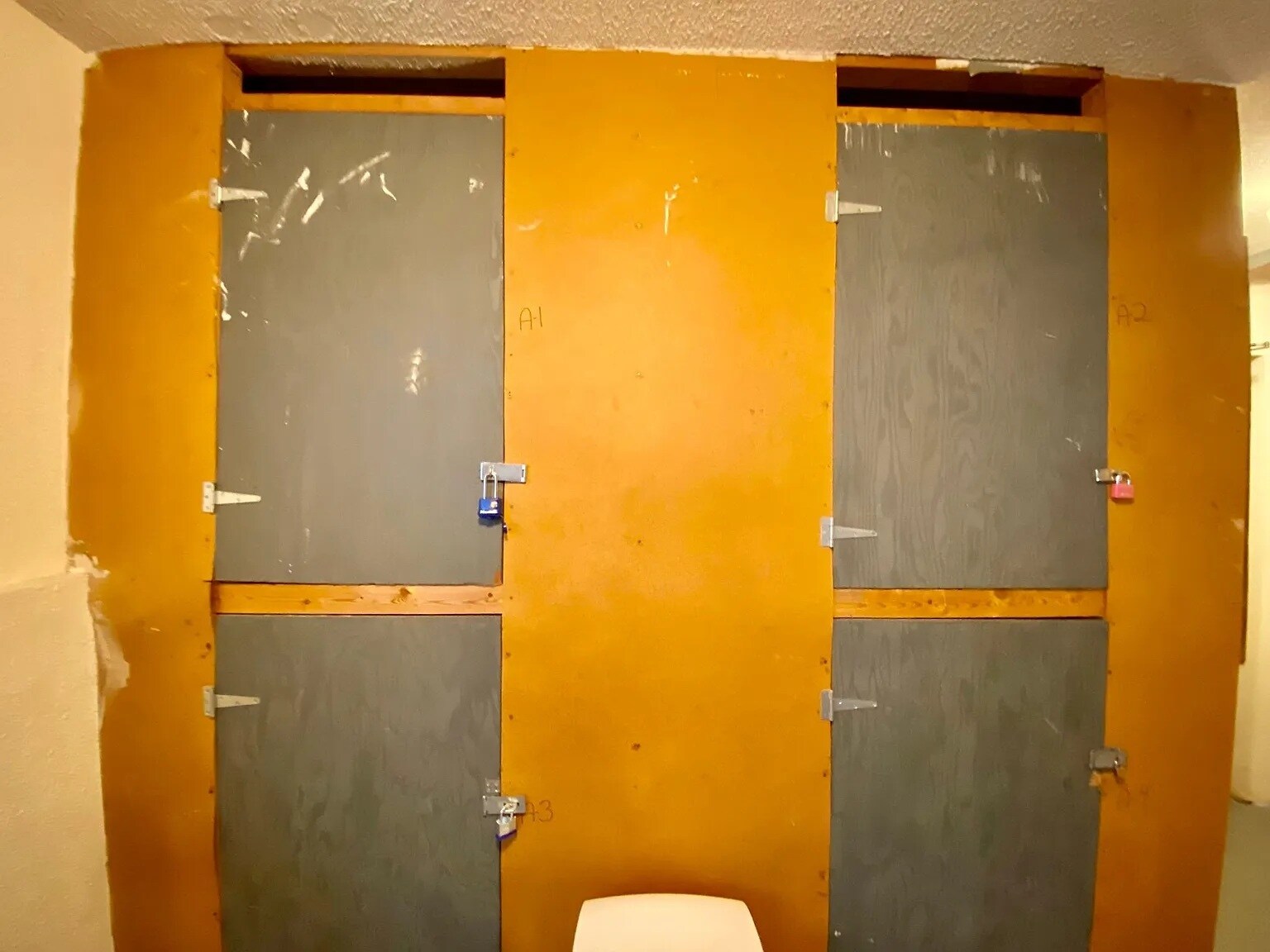 Storage unit. - 20 School Ave