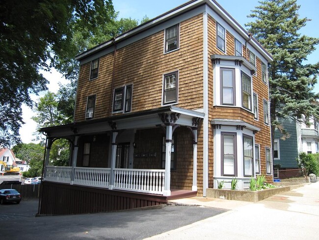 House - 49 Railroad Ave