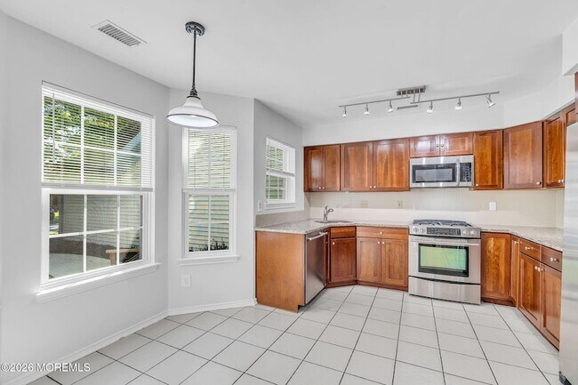 Building Photo - 145 Old Orchard Ln
