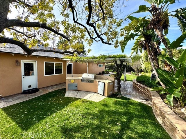 Building Photo - 269 E Miramar Ave