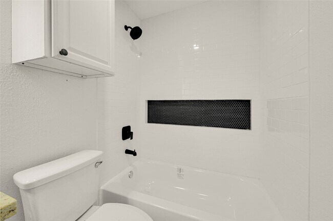 Building Photo - 5315 11th St