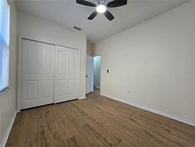 Building Photo - 6889 Lake Eaglebrooke Dr