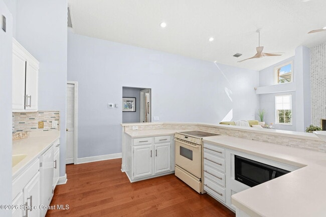 Building Photo - 662 Rossmoor Cir